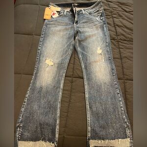 Women’s Silver jeans NWT size: W31 L26 style: MAZY boot crop